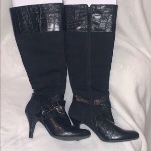 Natural Soul Black Heeled Boots with Decorative Strap